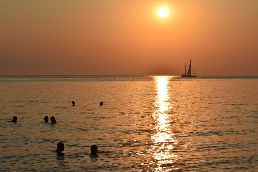 Sunset run, Marsamxett